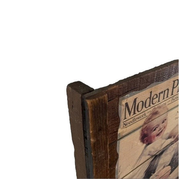 𝅺VINTAGE1922 Wooden Wall Hanging Art Décor Modern Priscilla Magazine Cover Baby - Picture 8 of 10